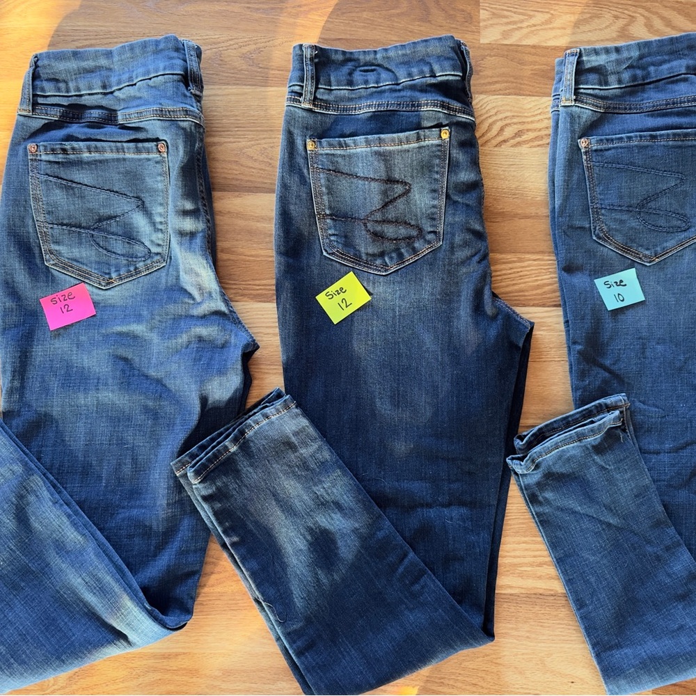 Seven7 Blue Ankle Cropped Jeans